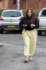 LAUREN GOODGER Heading to a Shop in Essex 01/26/2022