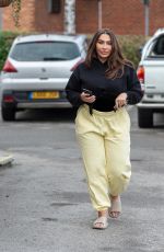 LAUREN GOODGER Heading to a Shop in Essex 01/26/2022