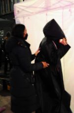 LESLIE GRACE Filming in Glasgow City Center 01/12/2022