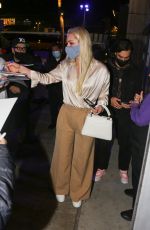 LINDSEY VONN Arrives at Lakers Game at Crypto.com Arena in Los Angeles 01/19/2022