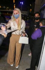 LINDSEY VONN Arrives at Lakers Game at Crypto.com Arena in Los Angeles 01/19/2022