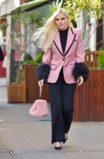 LINDSEY VONN Out and About in New York 01/11/2022