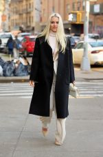 LINDSEY VONN Out Promotes Rise: My Story Book in New York 01/13/2022