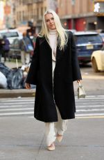 LINDSEY VONN Out Promotes Rise: My Story Book in New York 01/13/2022