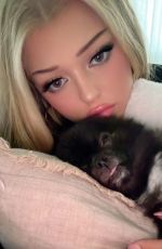 LOREN GRAY - Instagram Photos 01/20/2022