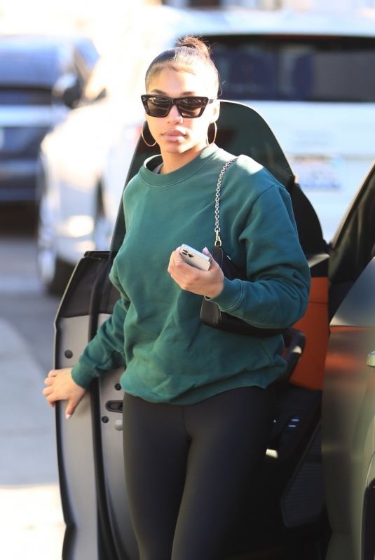 LORI HARVEY Arrives at Forma Pilates in West Hollywood 01/11/2022 