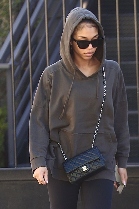 LORI HARVEY Leaves Pilates Class in West Hollywood 01/06/2022