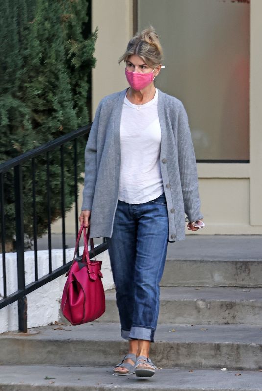 LORI LOUGHLIN at a Nail Salon in Calabasas 01/18/2022