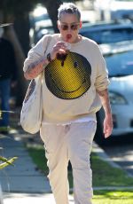 LORI PETTY Out and About in Venice 01/10/2022