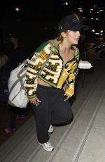MAISIE SMITH Arrives at Her Hotel in Manchester 01/29/2022