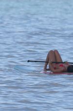 MALIA and SAHSA OBAMAM Paddle Boarding in Honolulu 12/18/2021