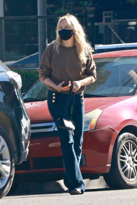 MALIN AKERMAN Arrives at COVID-19 Test Center in Los Angeles 01/06/2022