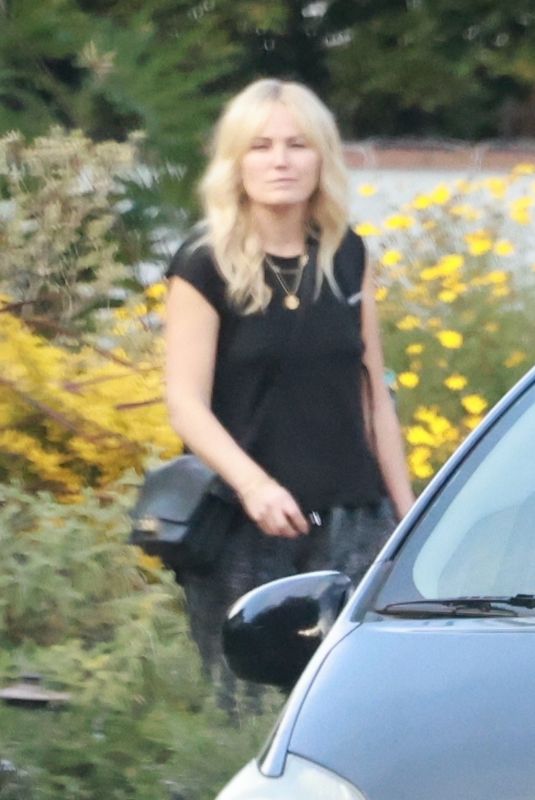 MALIN AKERMAN Outside a Friend’s Home in Los Angeles 01/10/2022