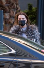 MAR FLORES Leaves a Restaurant in Madrid 01/20/2022