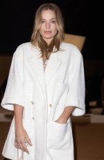MARGOT ROBBIE at Chanel Haute Couture Spring/Summer 2022 Fashion Show in Paris 01/25/2022