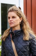 MARIA SHRIVER Shopping at Brentwood Country Mart 01/17/2022