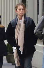 MAYA HAWKE Out for Lunch with a Friend in New York 01/20/2022