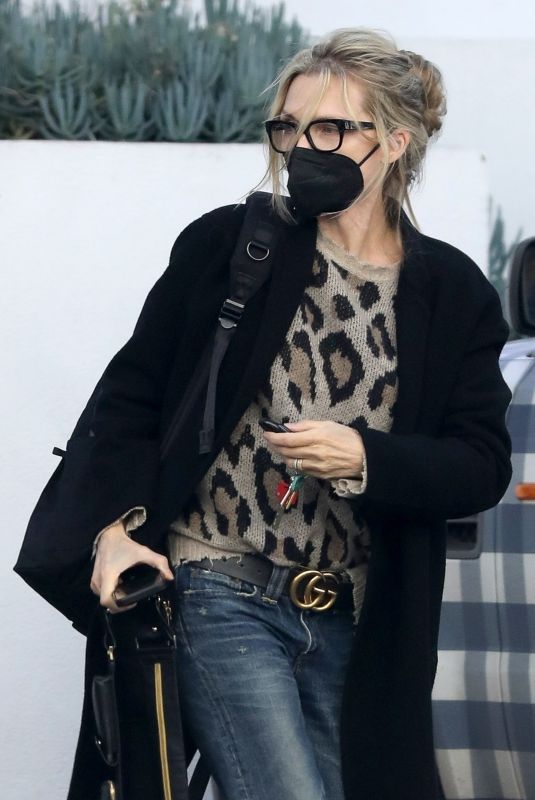 MICHELLE PFEIFFER Heading to Her Office in Santa Monica 01/07/2022