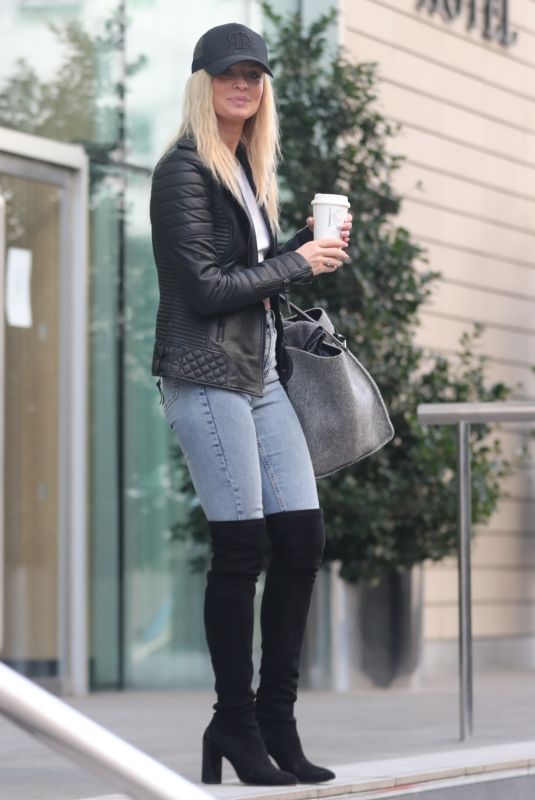 NADIYA BYCHKOVA Leaves Her Hotel in Manchester 01/30/2022