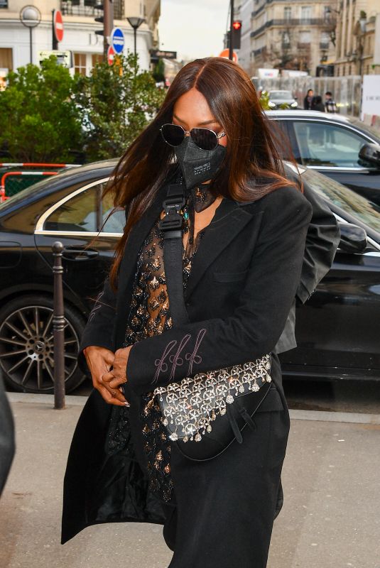 NAOMI CAMPBELL Arrives at l