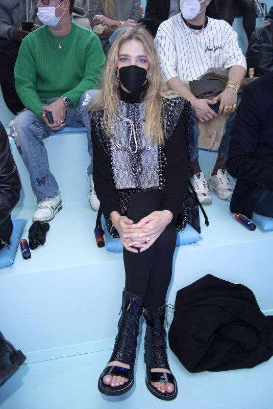 NATALIA VODIANOVA at Louis Vuitton Men’s Fashion Show in Paris 01/20/2022