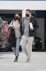 NEVE CAMPBELL and JJ Feild Shopping at  Whole Foods in Los Angeles 01/17/2022