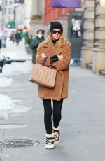 NICKY HILTON Out and About in New York 01/07/2022