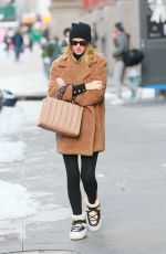NICKY HILTON Out and About in New York 01/07/2022