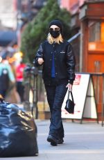 NICOLA PELTZ and Brooklyn Beckham Leaves Blue Ribbon Sushi Bar & Grill in New York 01/14/2022