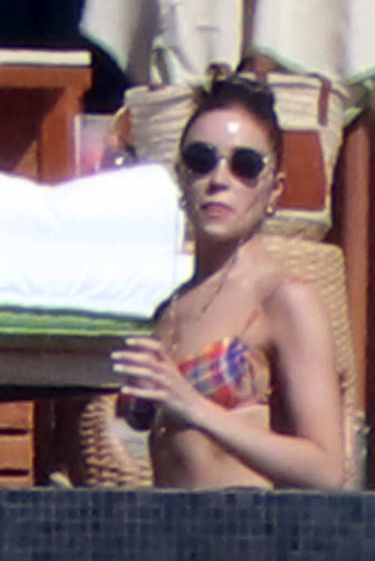 OLIVIA and SOPHIA CULPO in Bikinis in Cabo San Lucas 01/14/2022