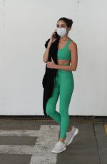 OLIVIA CULPO in Tights Arrives at LAX Airport in Los Angeles 01/18/2022