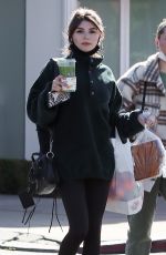 OLIVIA JADE GIANNULLI at Farmers Market in Los Angeles 01/30/2022