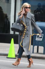 PARIS and NICKY HILTON Out and About in New York 01/25/2022