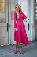 PARIS HILTON Heading to The Drew Barrymore Show in New York 01/26/2022