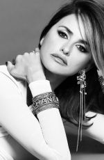 PENELOPE CRUZ for Vogue Magazine, Arabia December 2021