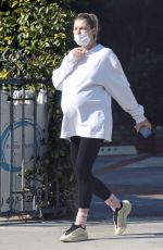 Pregnant JESSICA HART at a Chinese Herbal Medicine and Acupuncture in Los Angeles 01/26/2022
