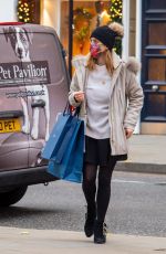 PRINCESS BEATRICE Out Shopping in Chelsea 12/17/2021