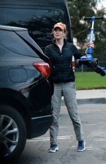 RENEE ZELLWEGER Out in Laguna Beach 01/17/2022