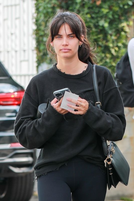 SARA SAMPAIO Heading to Workout in West Hollywood 01/18/2022