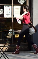 SCOUT WILLIS Heading to Yoga Class in Silverlake 01/08/2022
