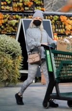 SHARNA BURGESS Out Shopping for Groceries in Malibu 01/13/2022