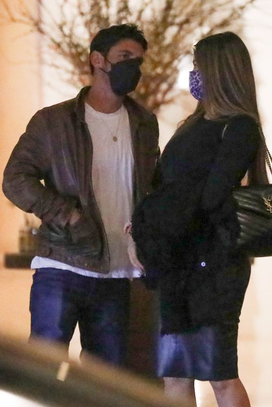 SOFIA VERGARA Out for Dinner with a Friend at Montage Hotel in Beverly Hills 01/10/2022