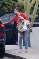 TALLULAH and RUMER WILLIS Arrives at Their Home in Los Feliz 01/15/2022