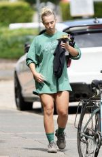 TAMMY HEMBROW Leaves a Gym on the Gold Coast 01/24/2022