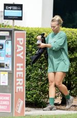 TAMMY HEMBROW Leaves a Gym on the Gold Coast 01/24/2022