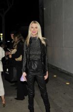 TARA REID Arrives at Craig
