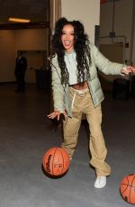 TINASHE at San Antonio Spurs vs New York Knicks Game at Madison Square Garden 01/10/2022