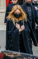 VANESSA PARADIS Leaves La Reserve Restaurant in Paris 01/25/2022