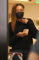 VENUS WILLIAMS Arrives at LAX Airport in Los Angeles 01/29/2022