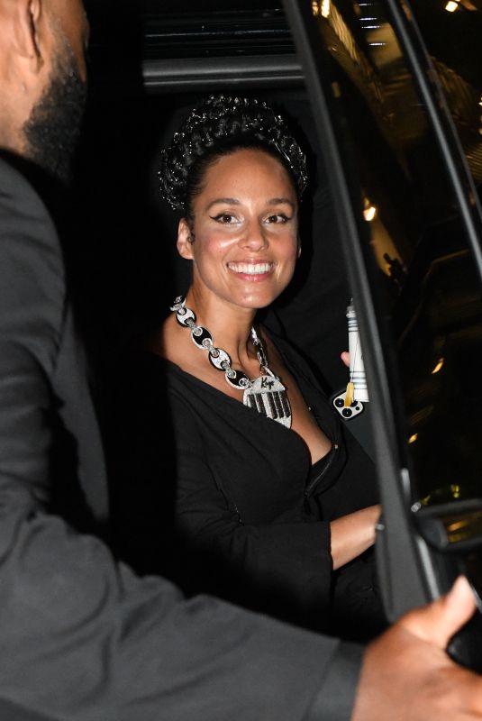 ALICIA KEYS Leaves Kanye West’s Donda 2 Listening Party in Miami 02/22/2022